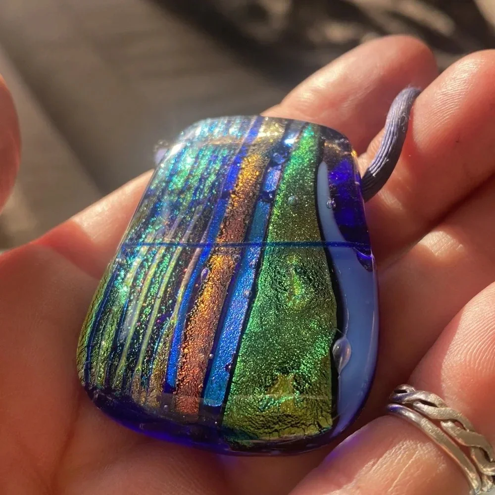Gorgeous Dichroic Glass Pendant necklace - Picture 5 of 8